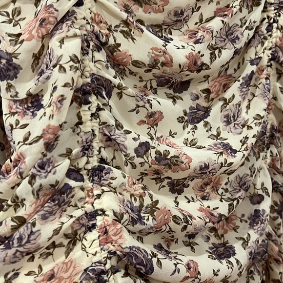 VICI Graylynn Ruched Floral Bell Sleeve Dress - Picture 6 of 6